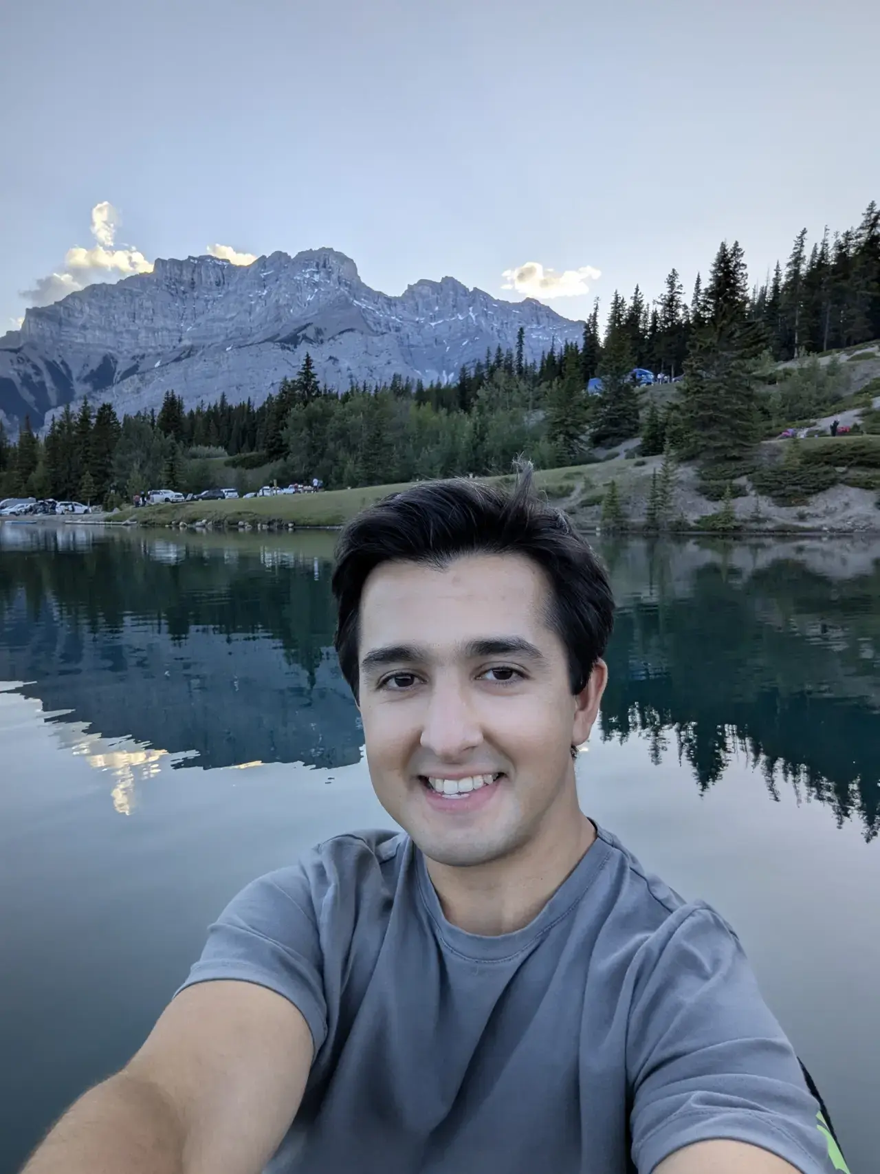 Aygun Tataev selfie by a mountain lake
